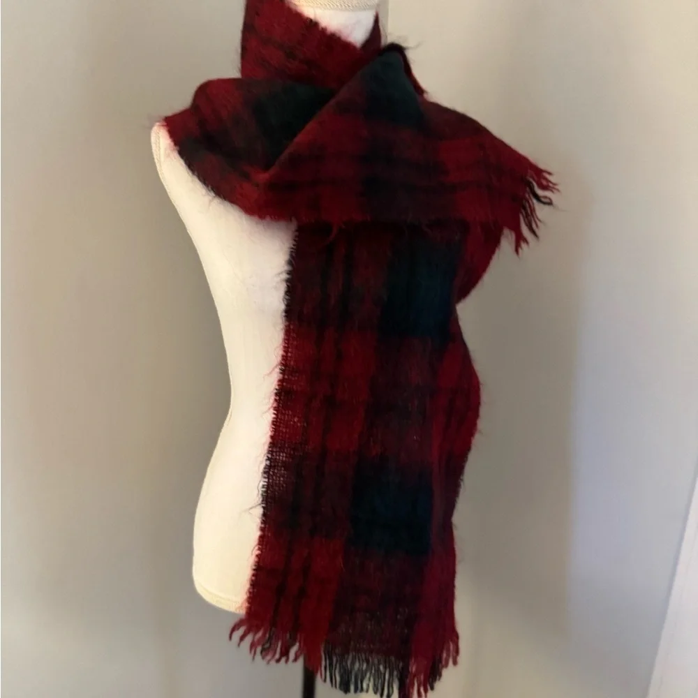 Scottish Scarf Highland Home Industries Mohair & Wool Red & Green Plaid Scarf